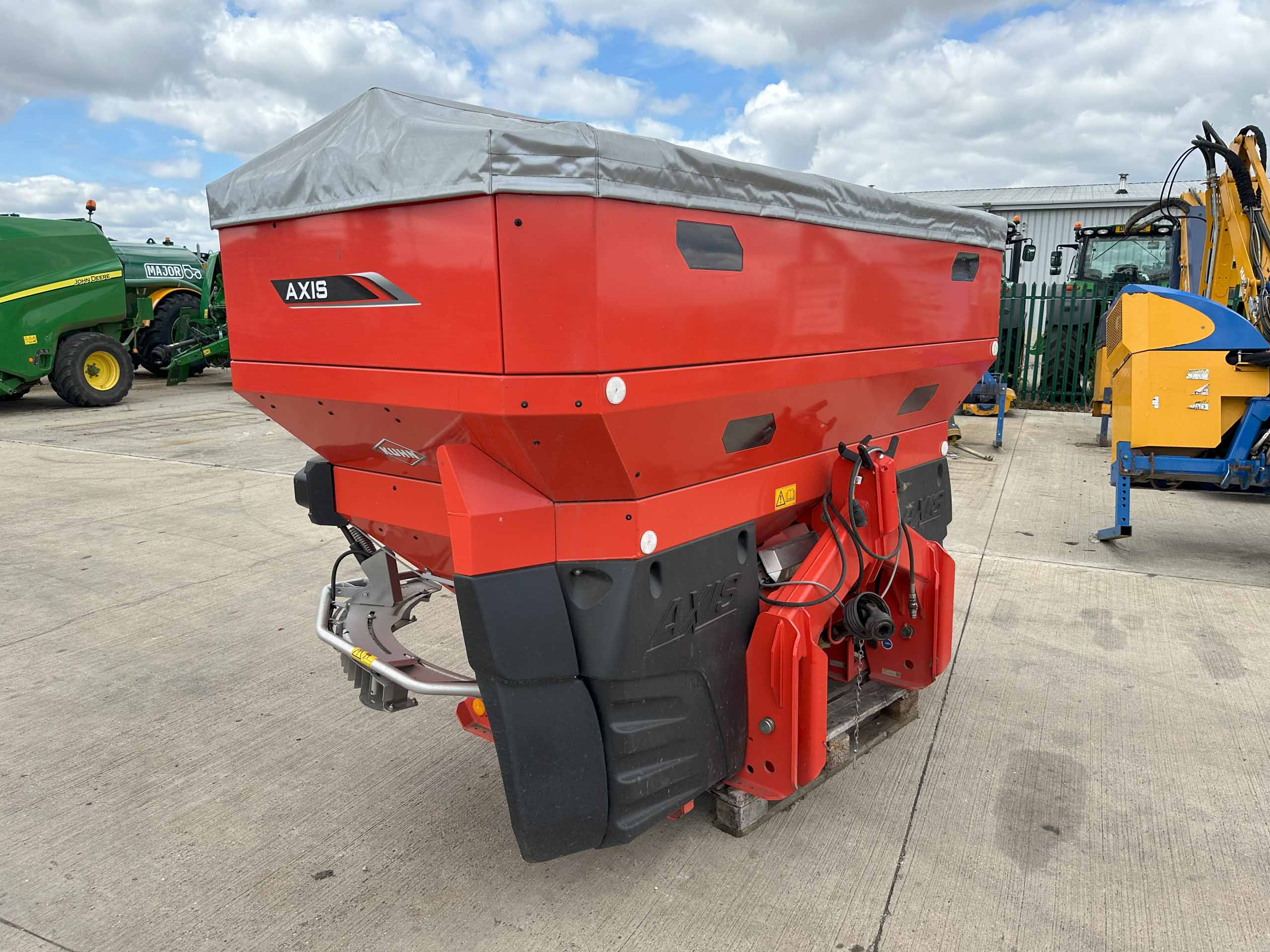 KUHN Axis 50.2 M-EMC-W
