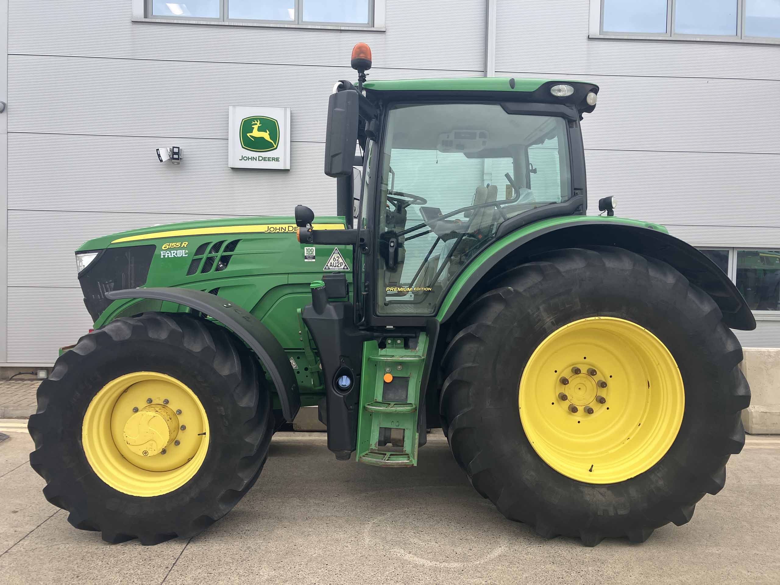 John Deere 6155R