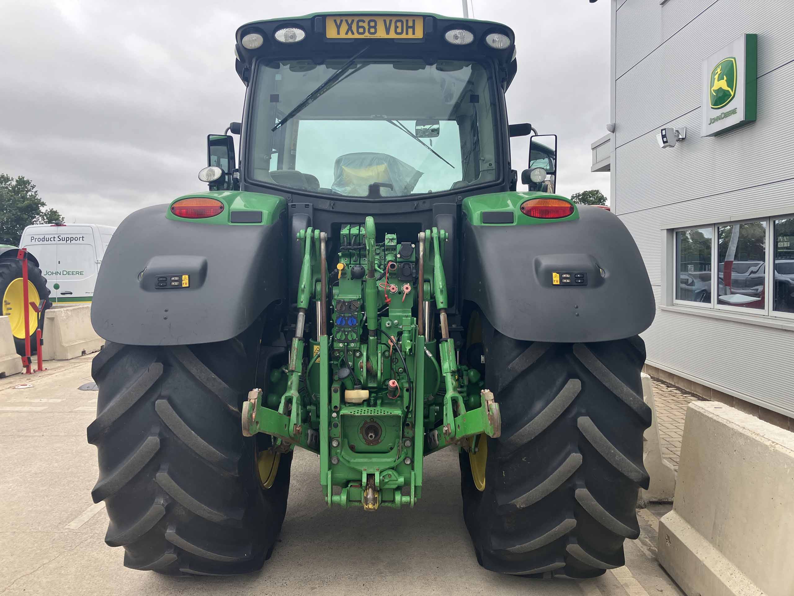 John Deere 6155R
