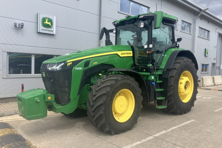 John Deere 8R 370