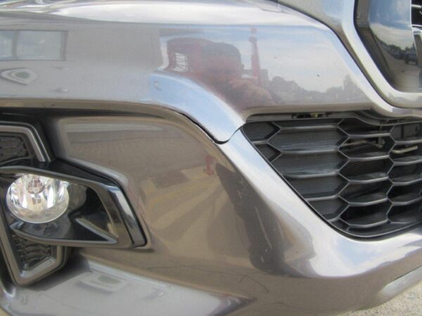 TOYOTA HILUX INVINCIBLE X - Image 10