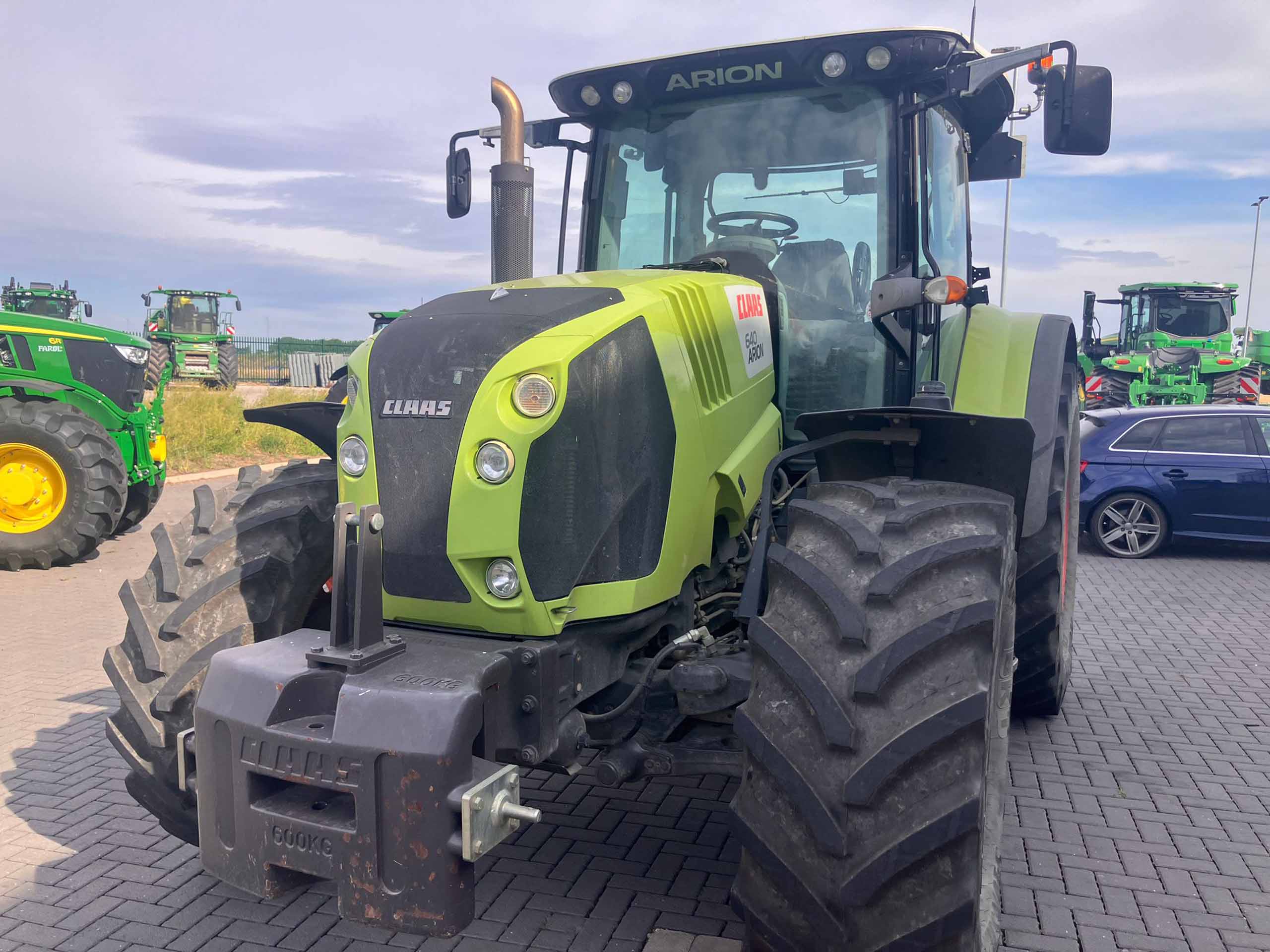 CLAAS Arion 640