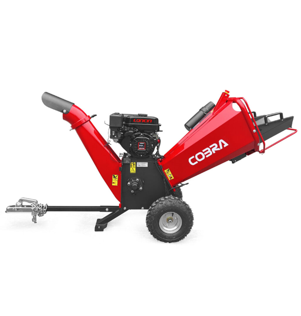 Cobra 700L 4" Capacity Towable Wood Chipper - Image 6