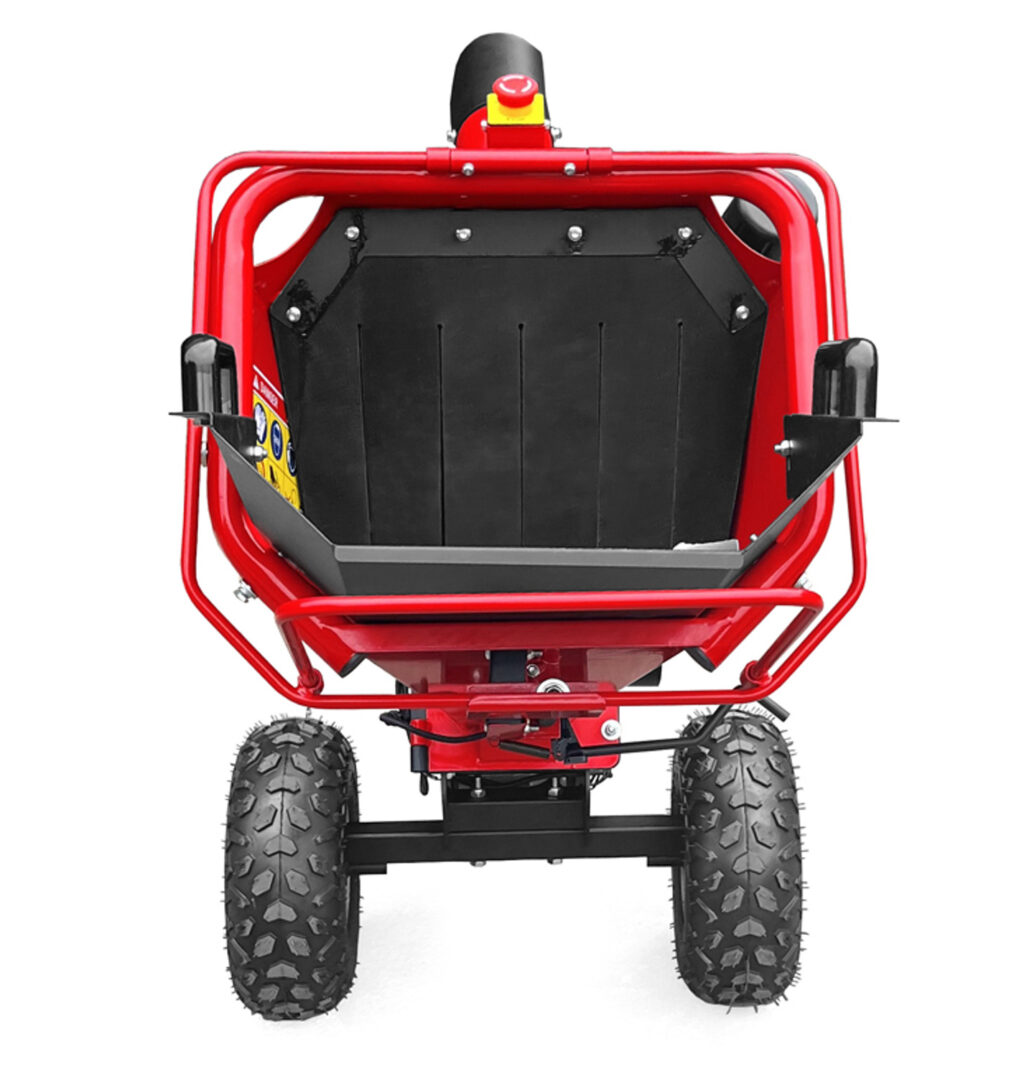 Cobra 700L 4" Capacity Towable Wood Chipper - Image 4