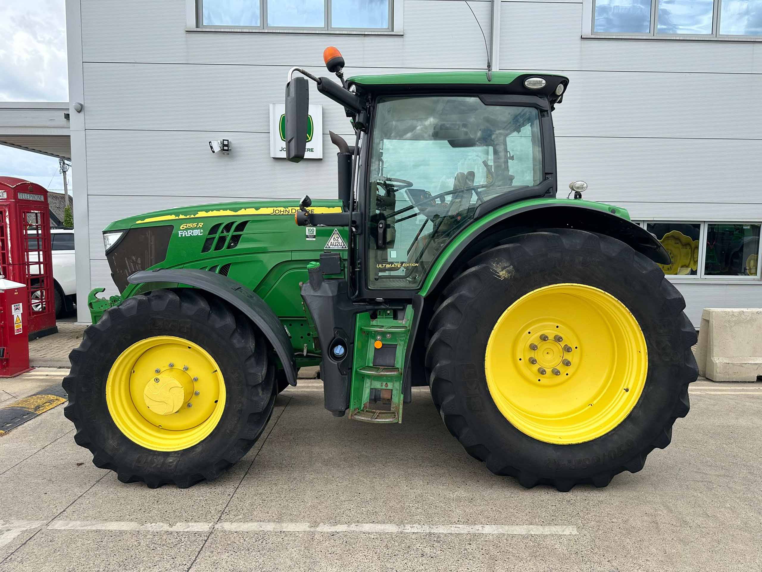 John Deere 6155R