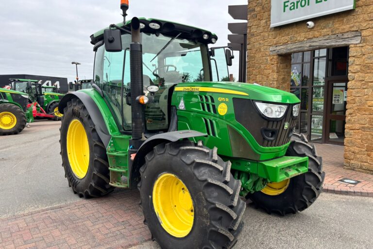 John Deere 6115R