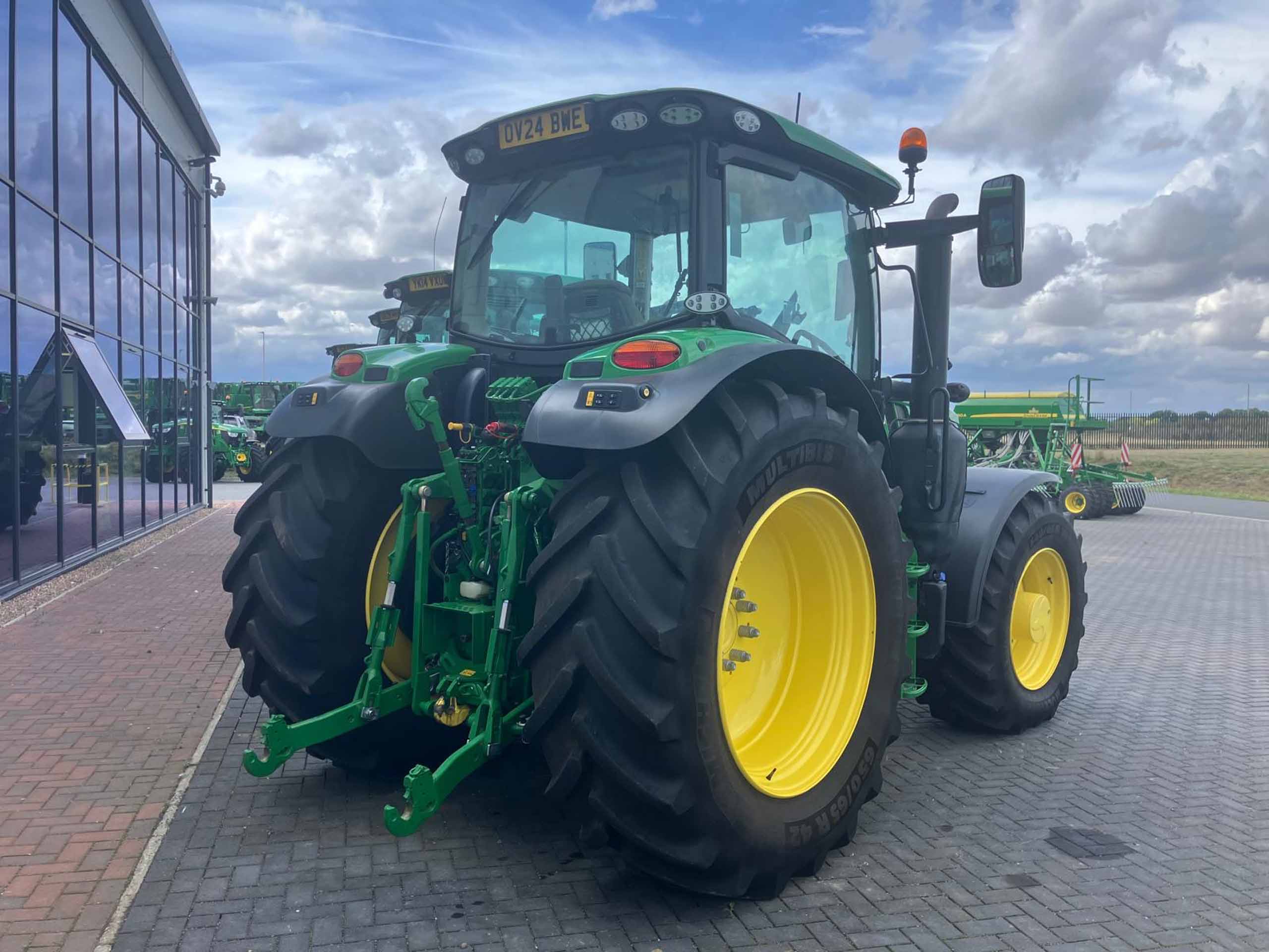 John Deere 6R 155