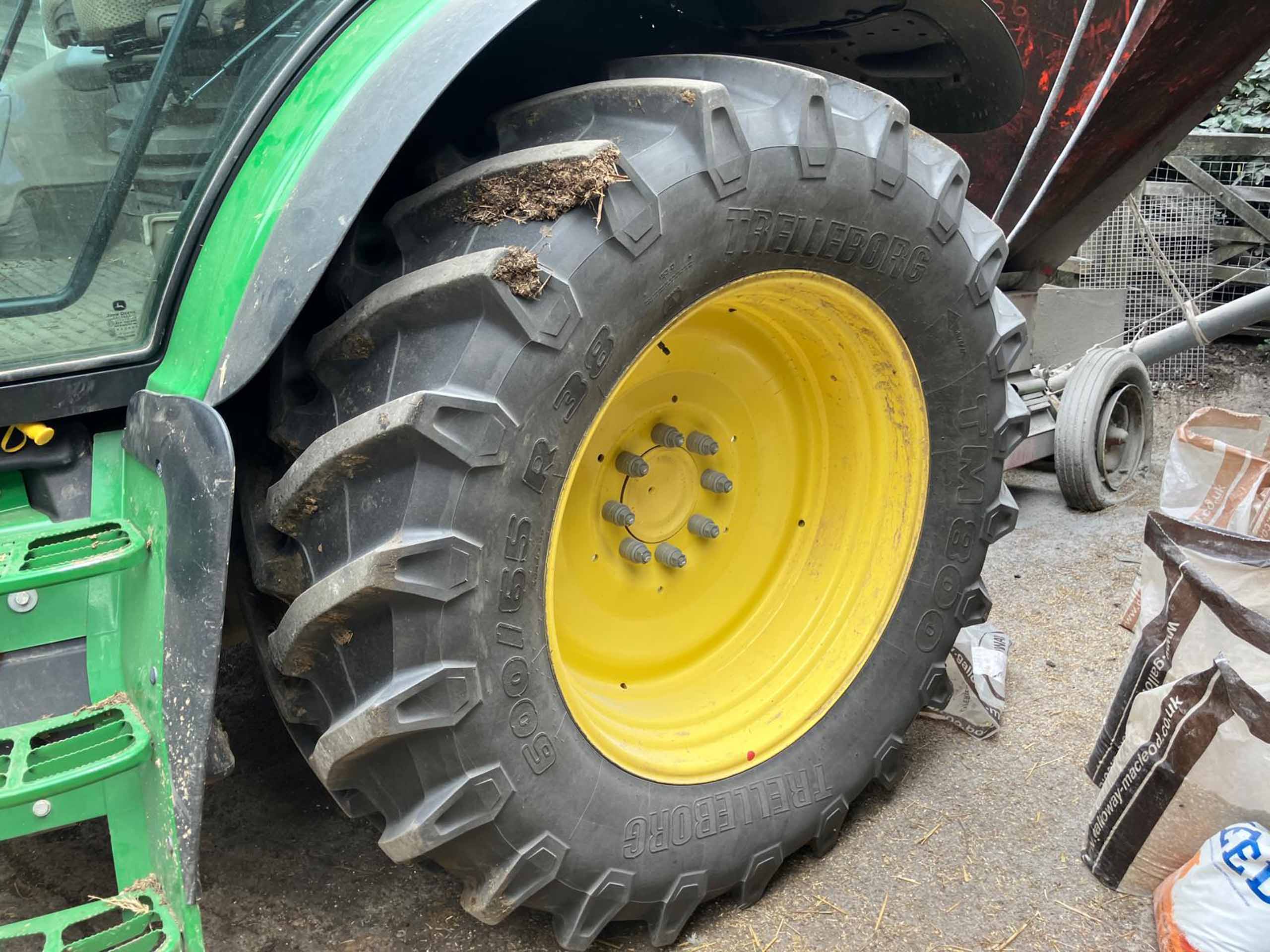 John Deere 6R 150