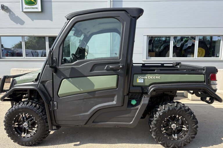 John Deere XUV865M Gator