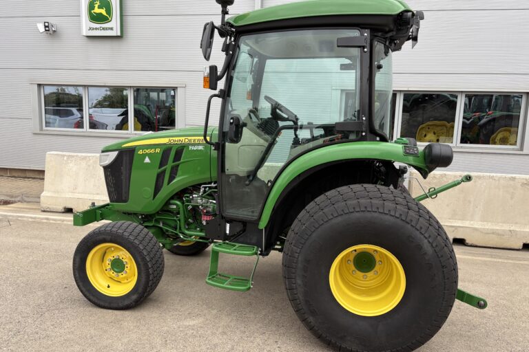 John Deere 4066R Compact Tractor