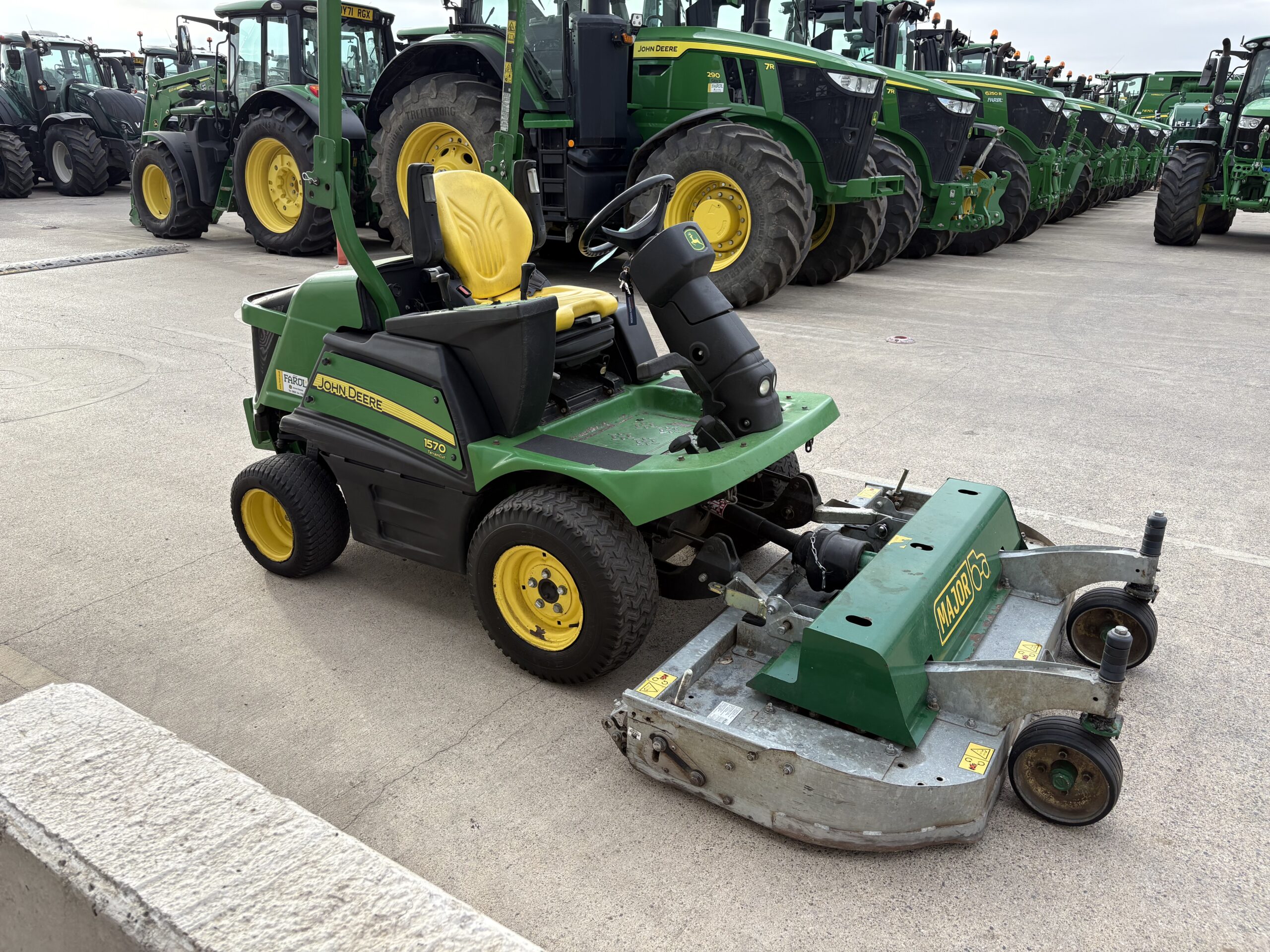 John Deere 1570
