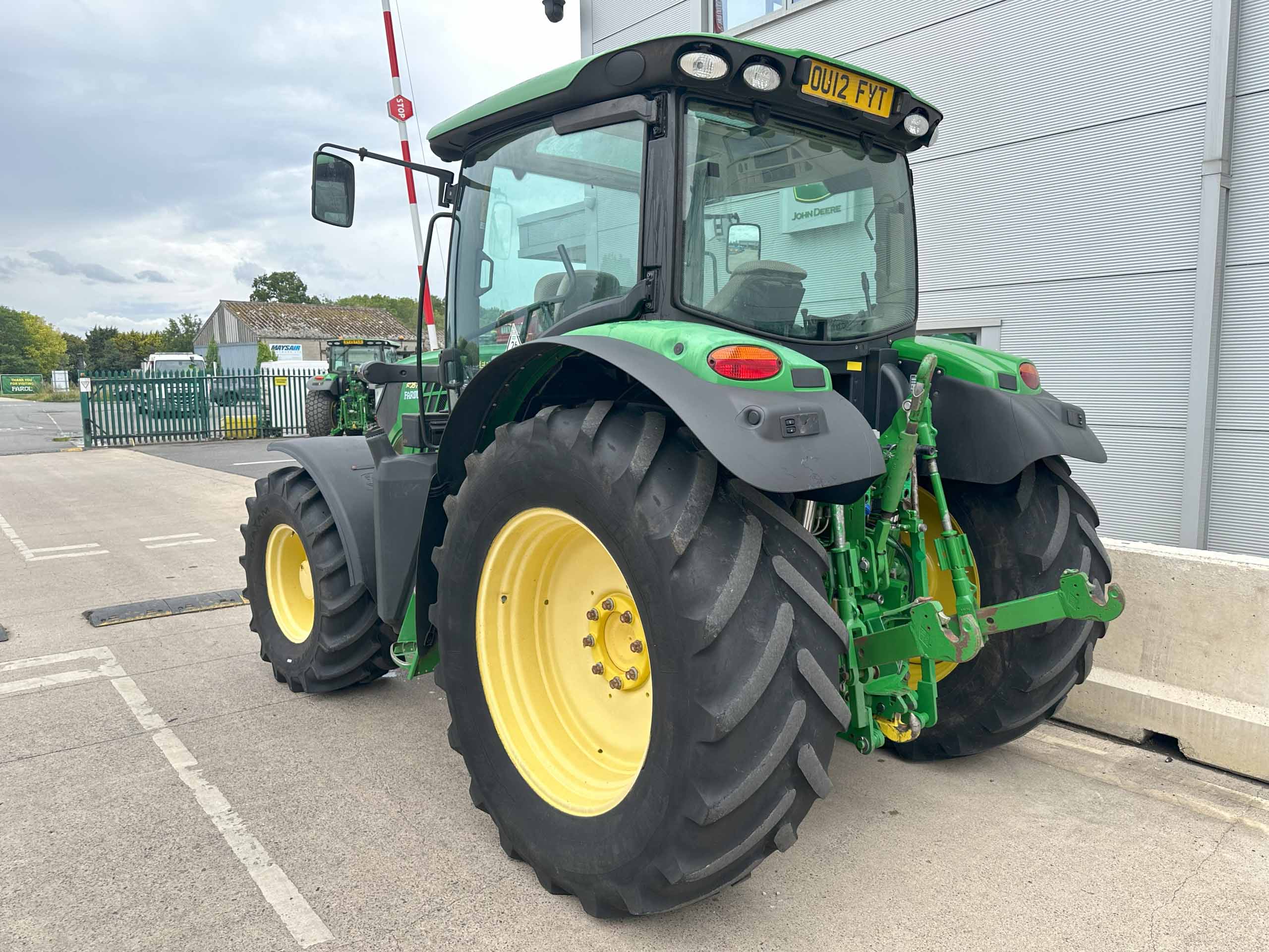 John Deere 6125R