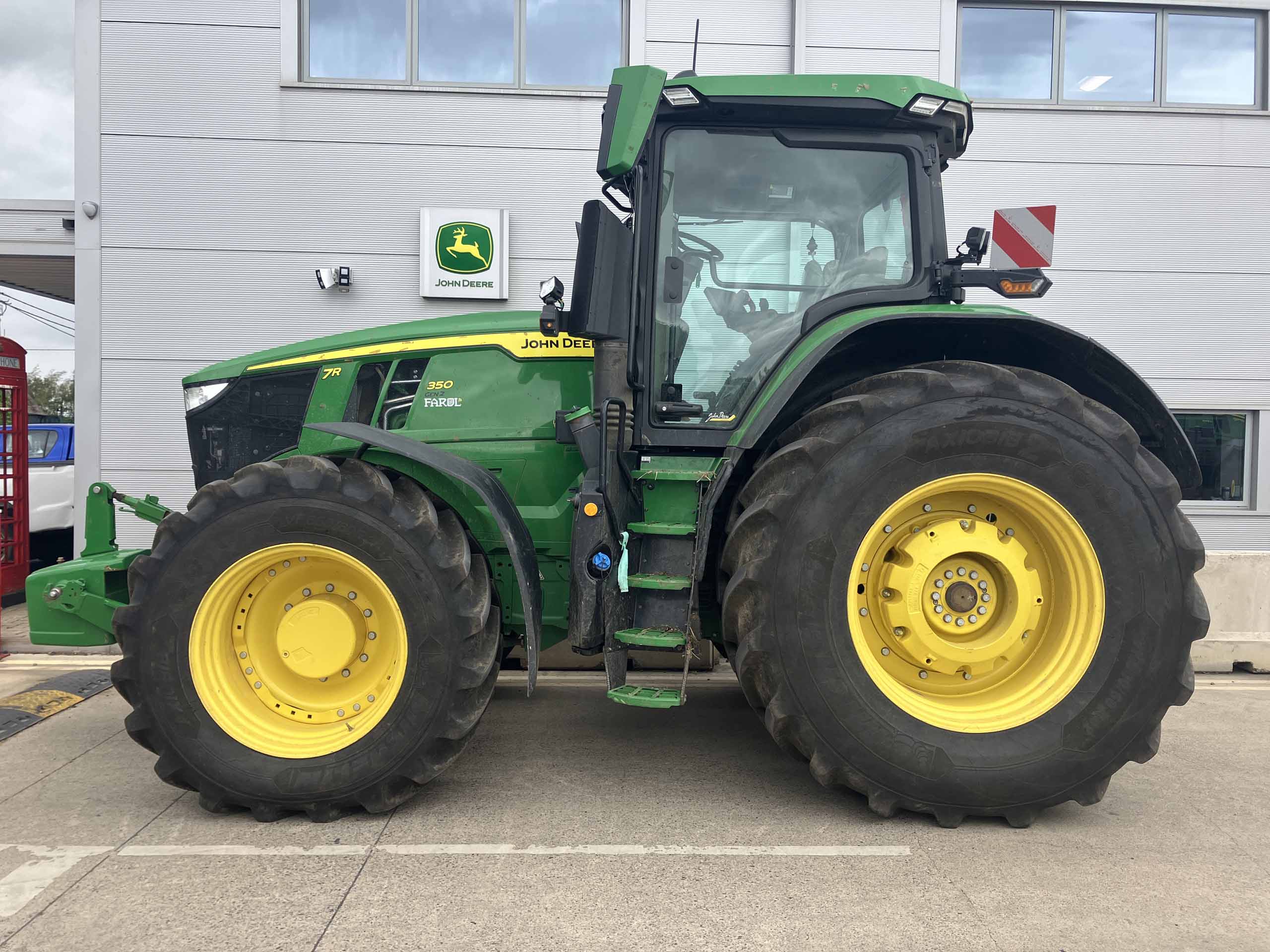 John Deere 7R 350