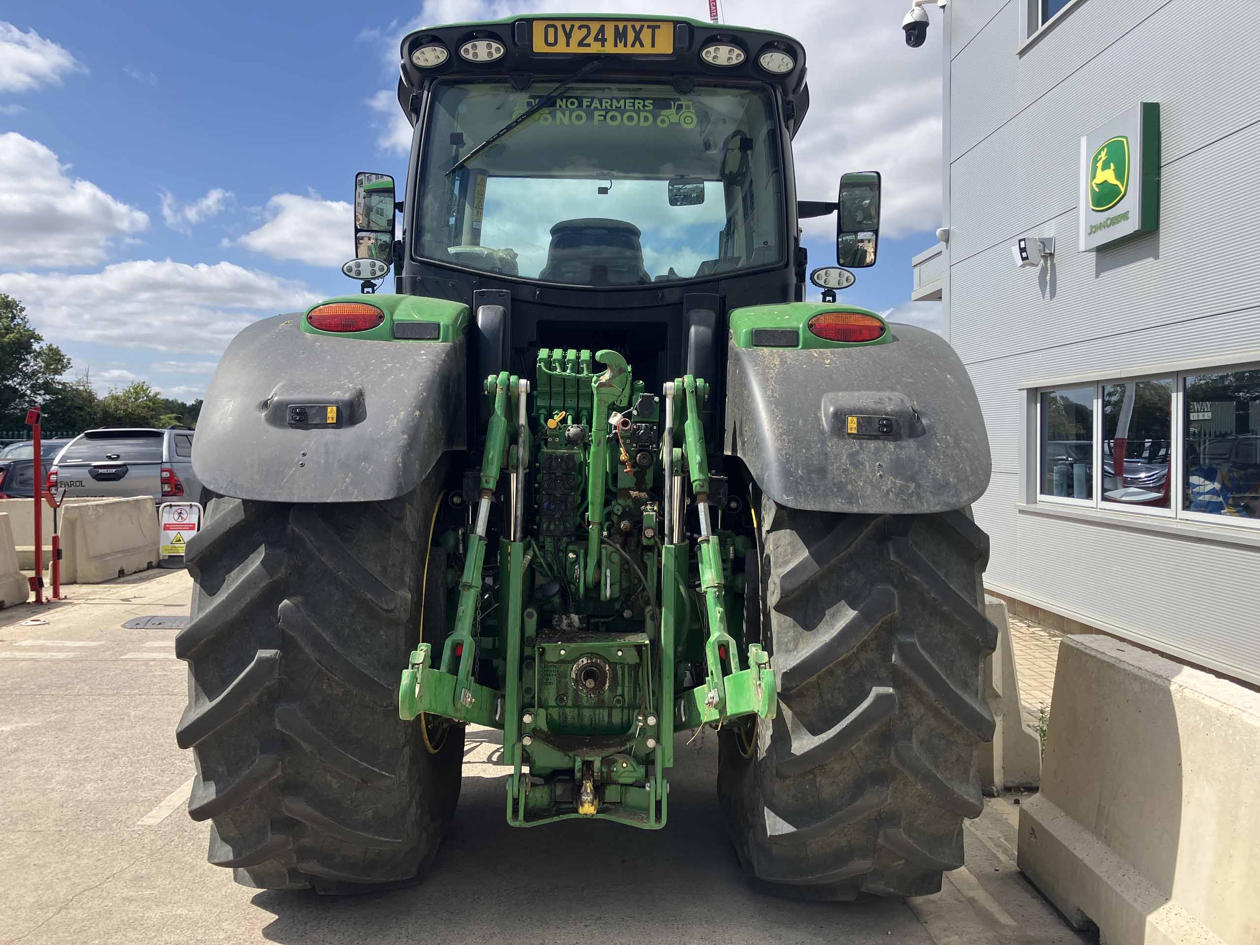 John Deere 6R 250