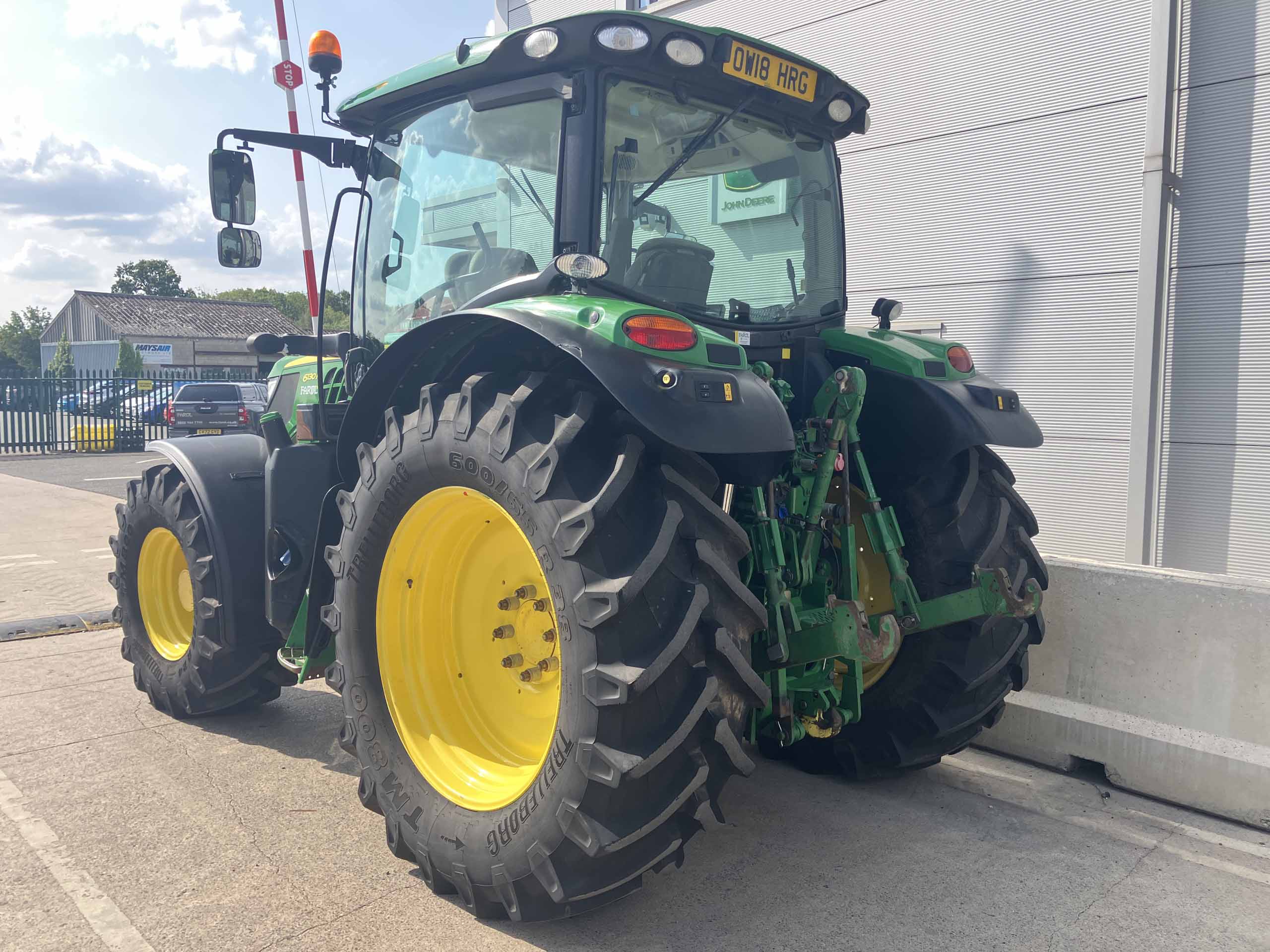 John Deere 6130R