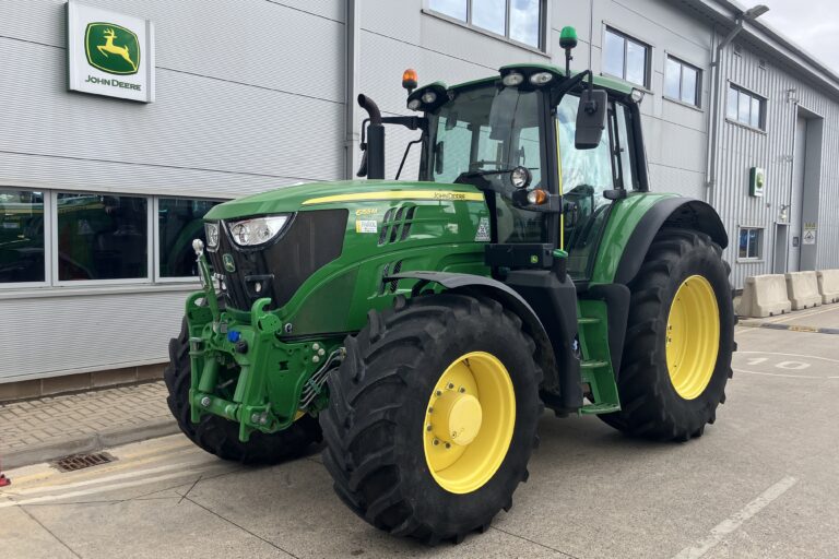 John Deere 6155M