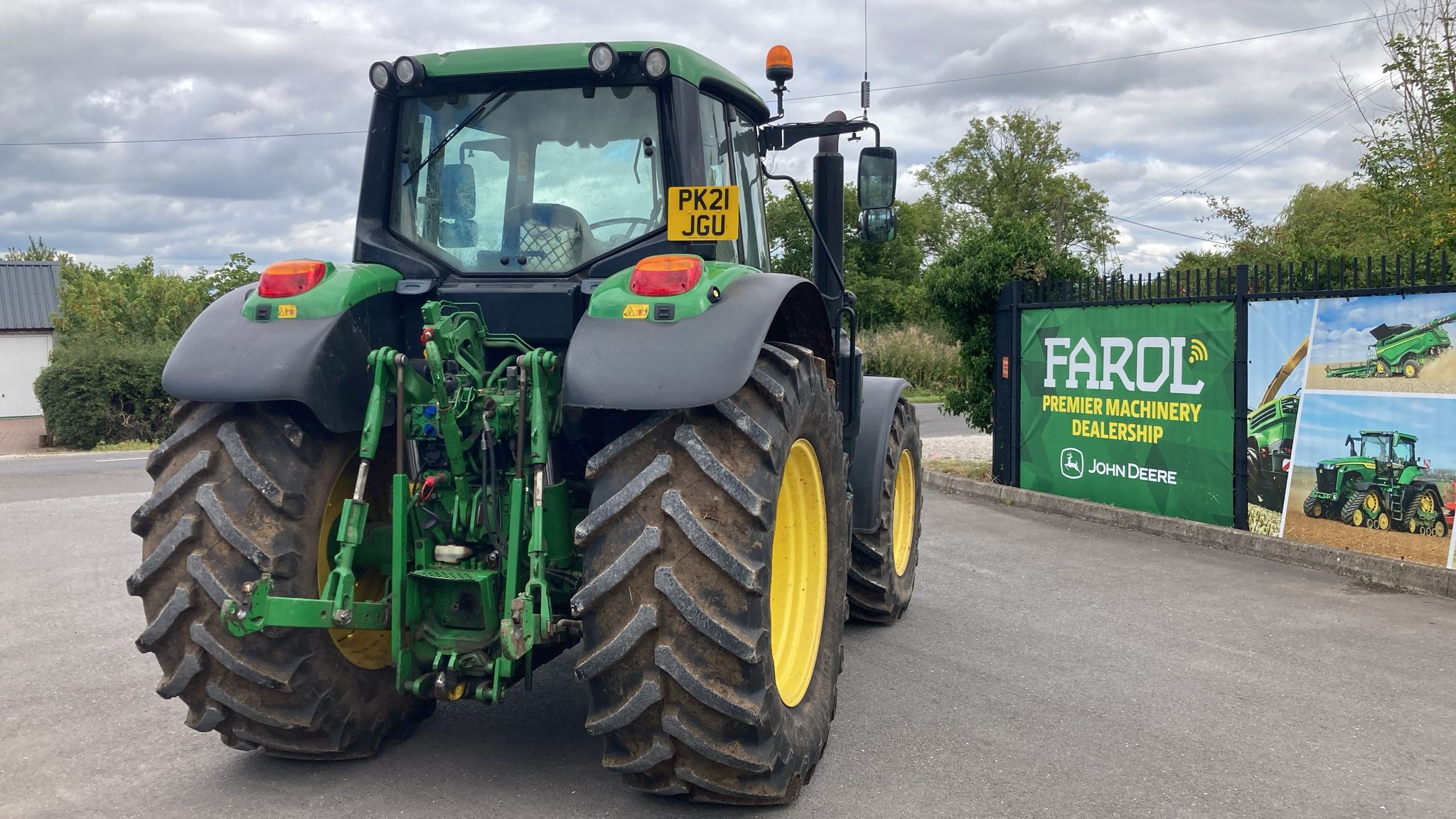 John Deere 6155M