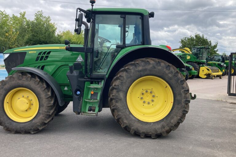 John Deer 6155M