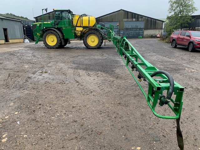 John Deere R4040i