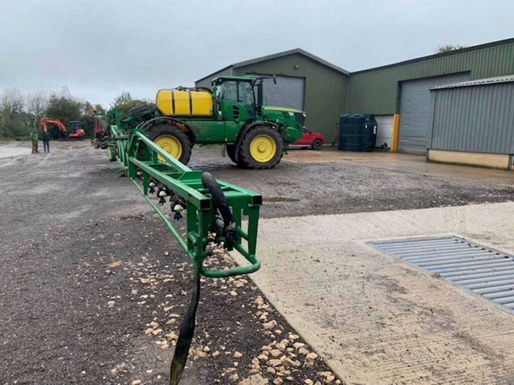 John Deere R4040i - Image 10