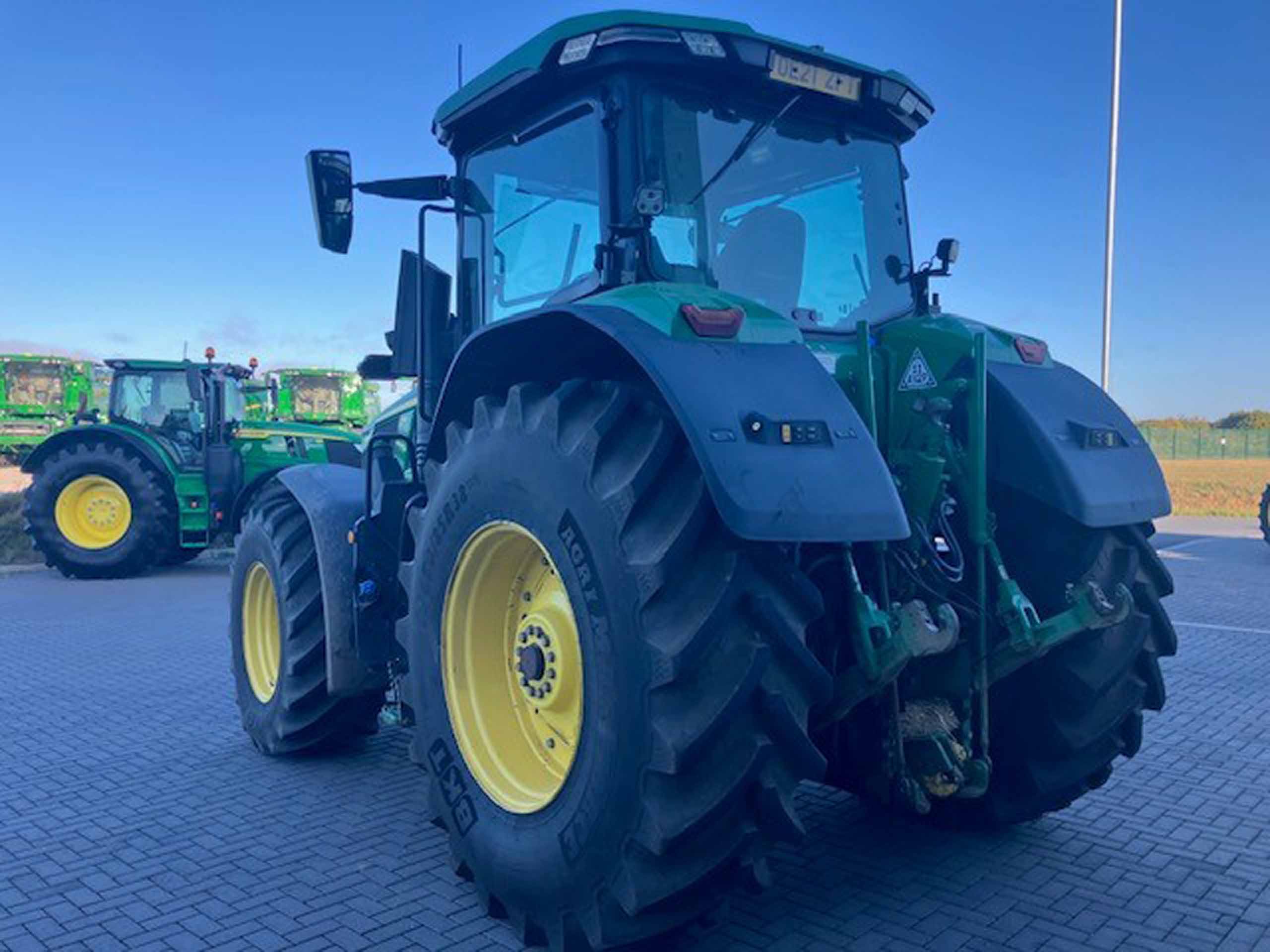 John Deere 7R 250