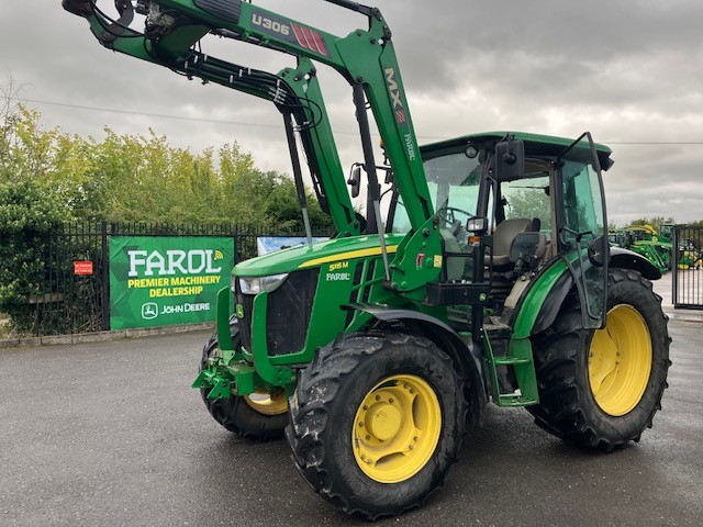 John Deere 5115M