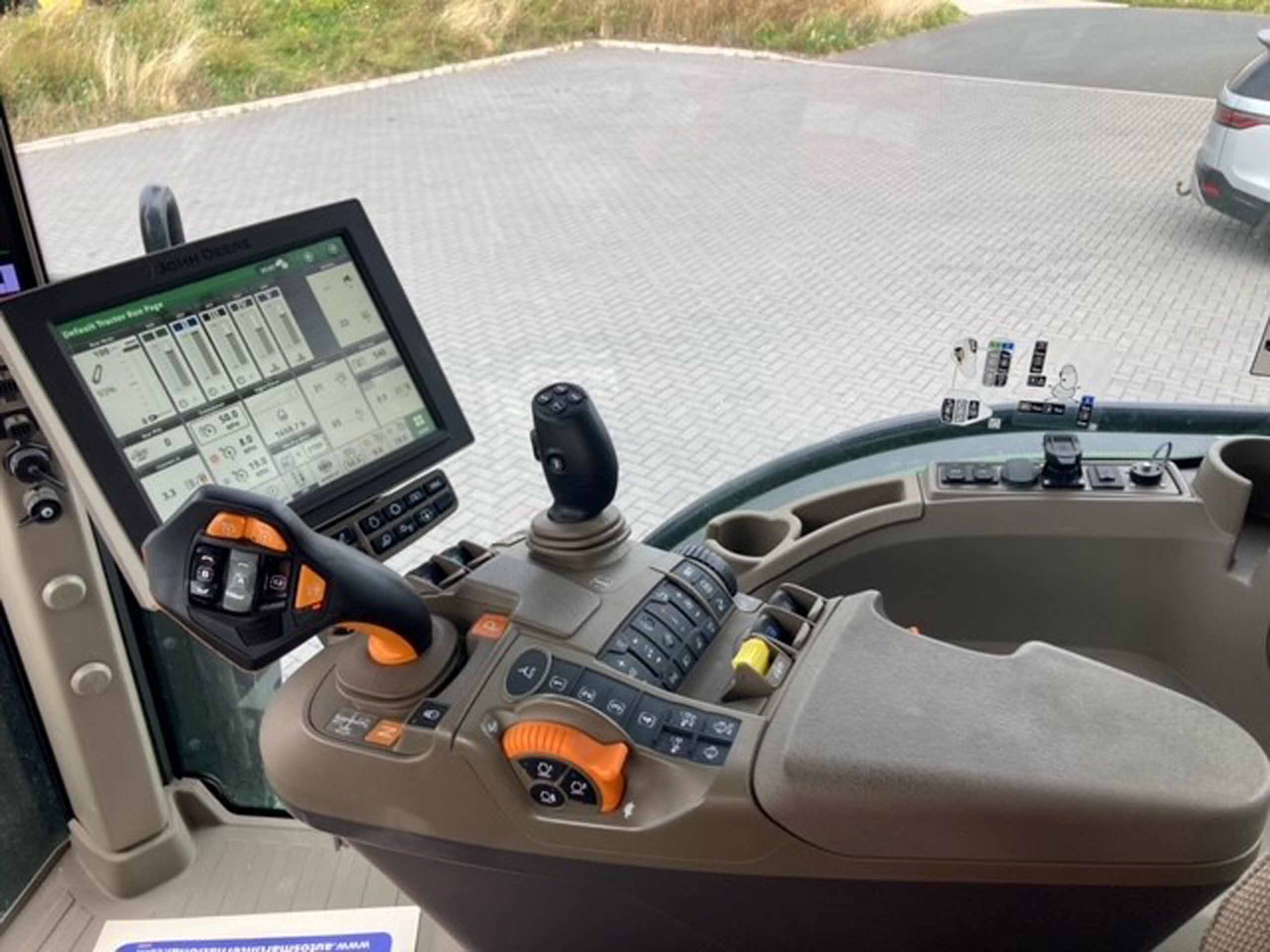 John Deere 7R 330