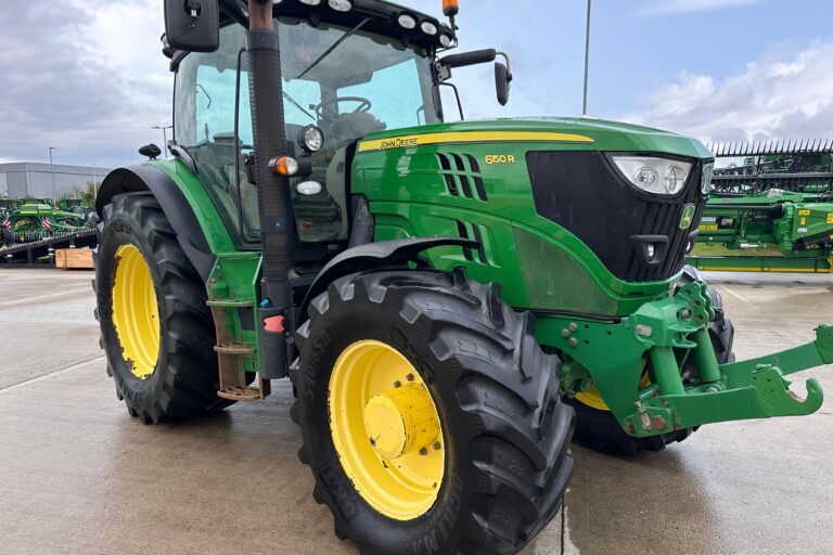 John Deere 6150R