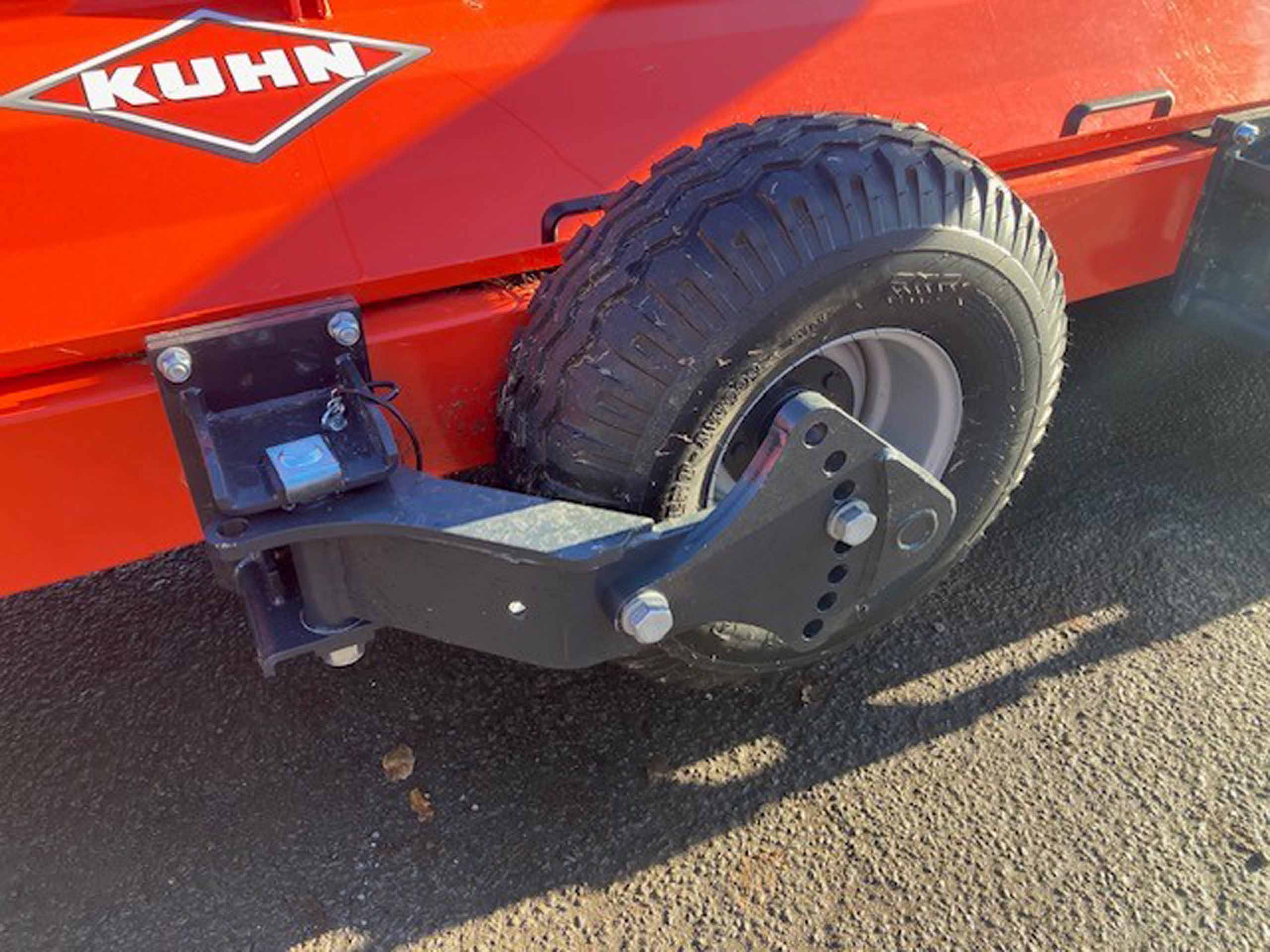 KUHN RM610R