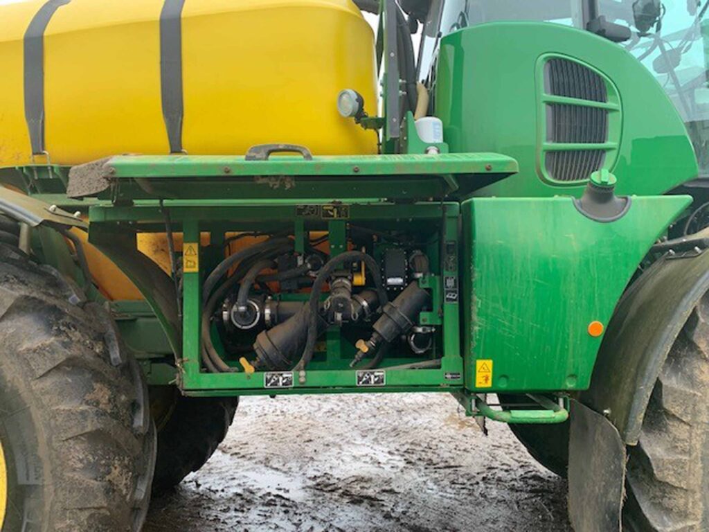 John Deere R4040i - Image 7