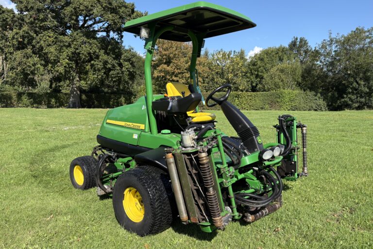 John Deere 7700A Fairway Mower
