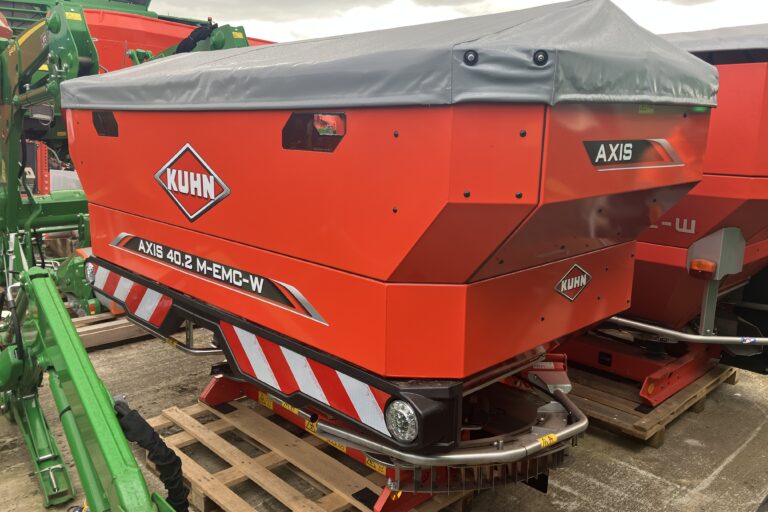 Kuhn Axis 40.2 M EMC W ISO PRO