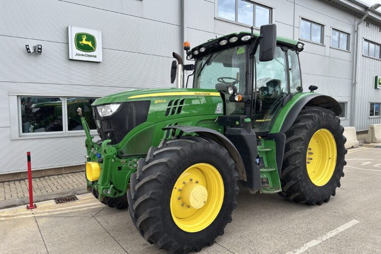 John Deere 6155R