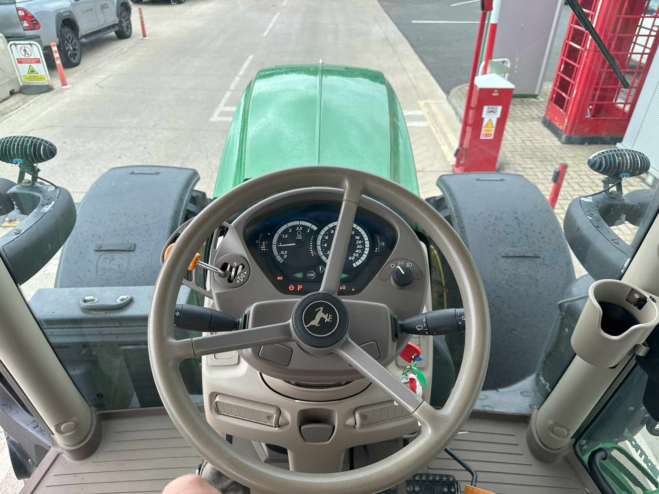 John Deere 6155R