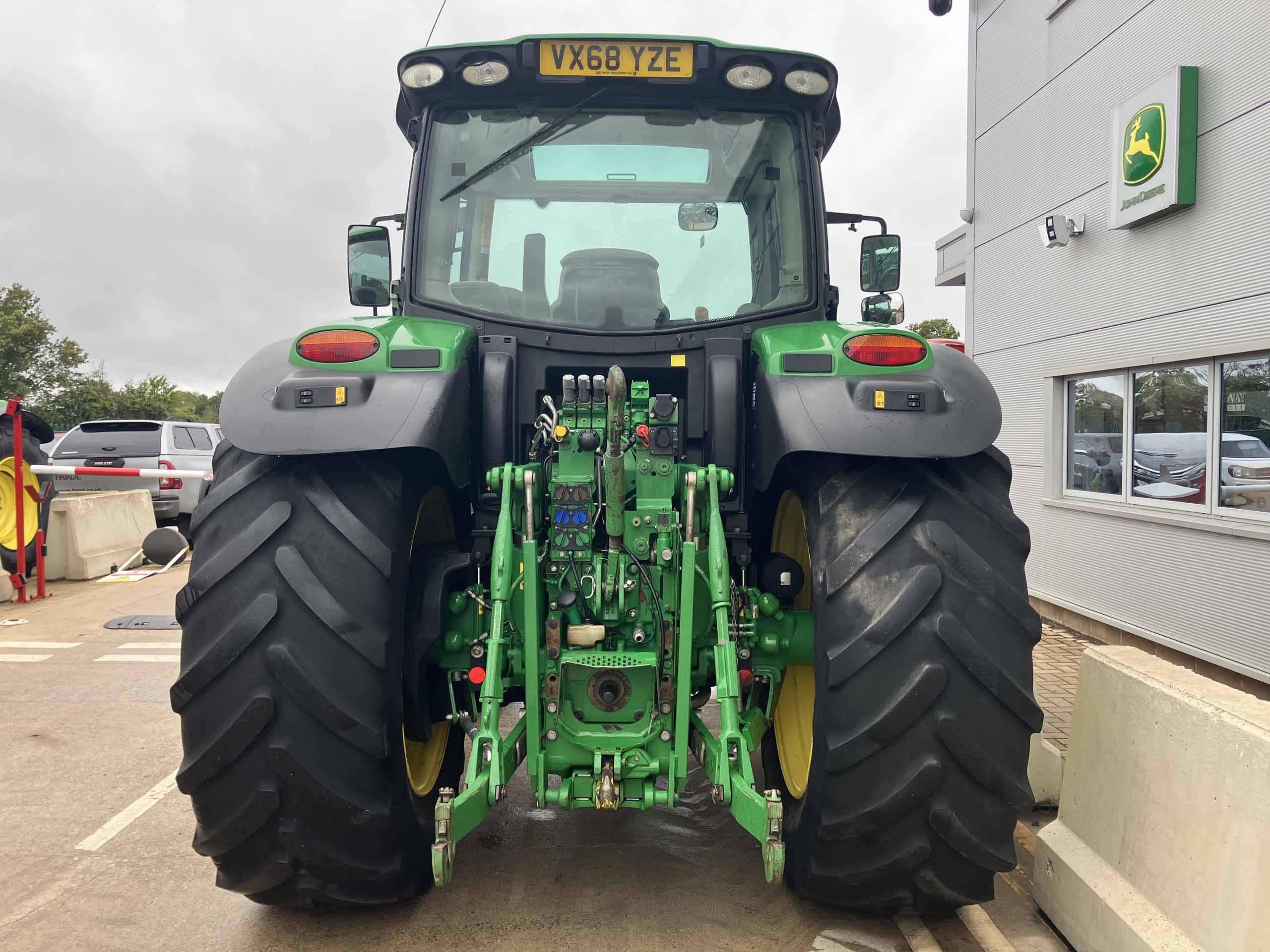 John Deere 6155R