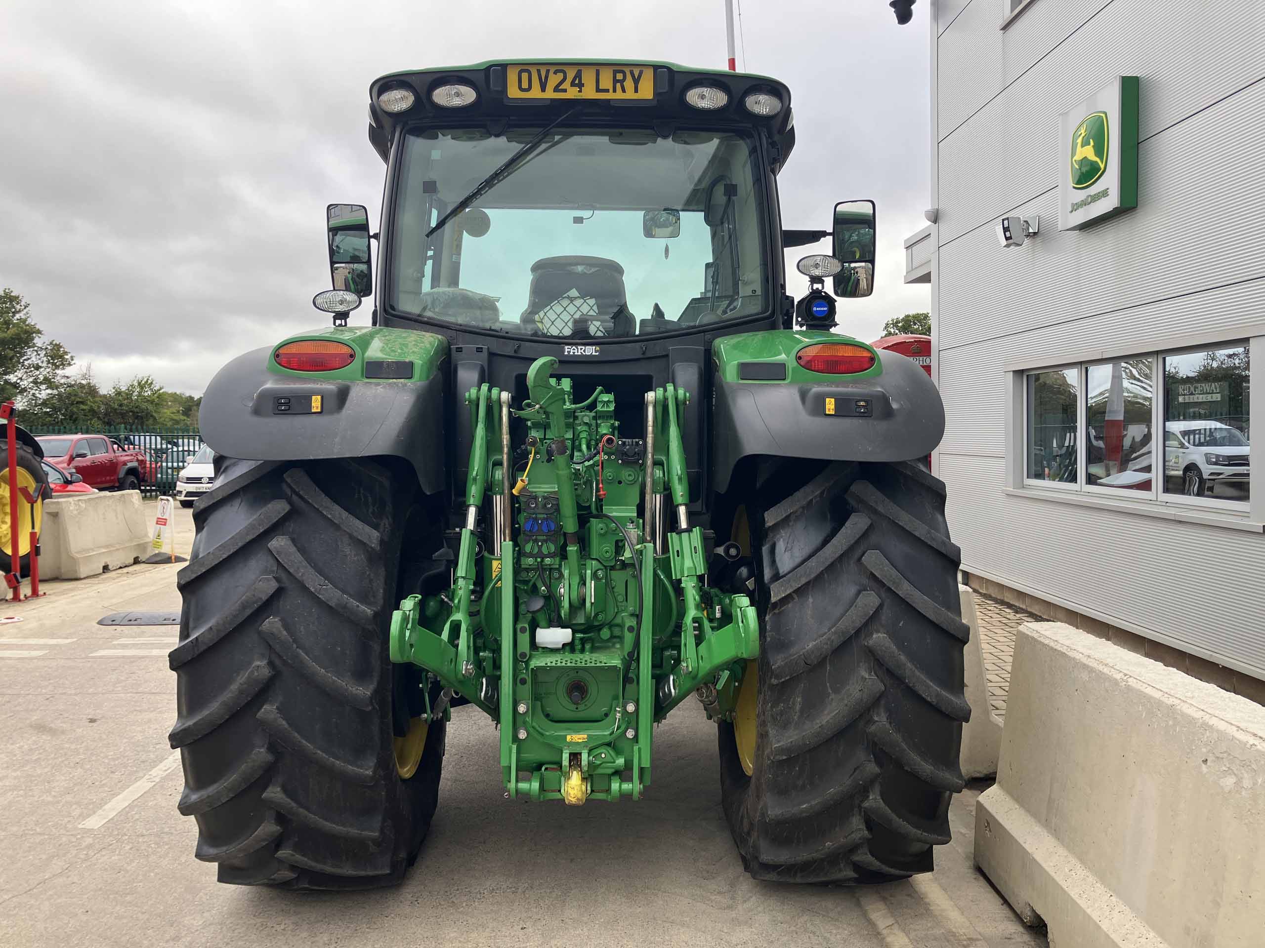 John Deere 6R 185