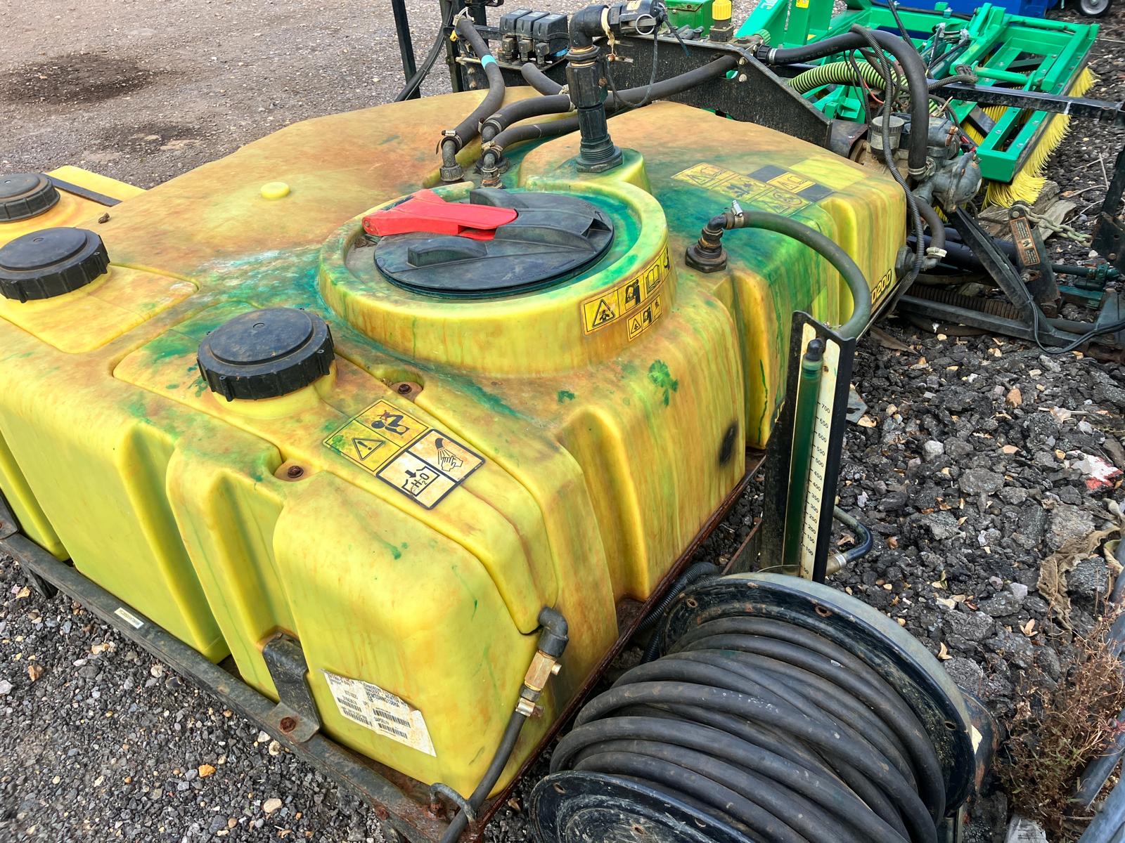 John Deere HD200 Sprayer