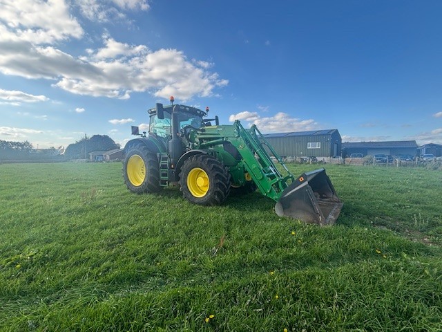 John Deere 6R 250 + 683R