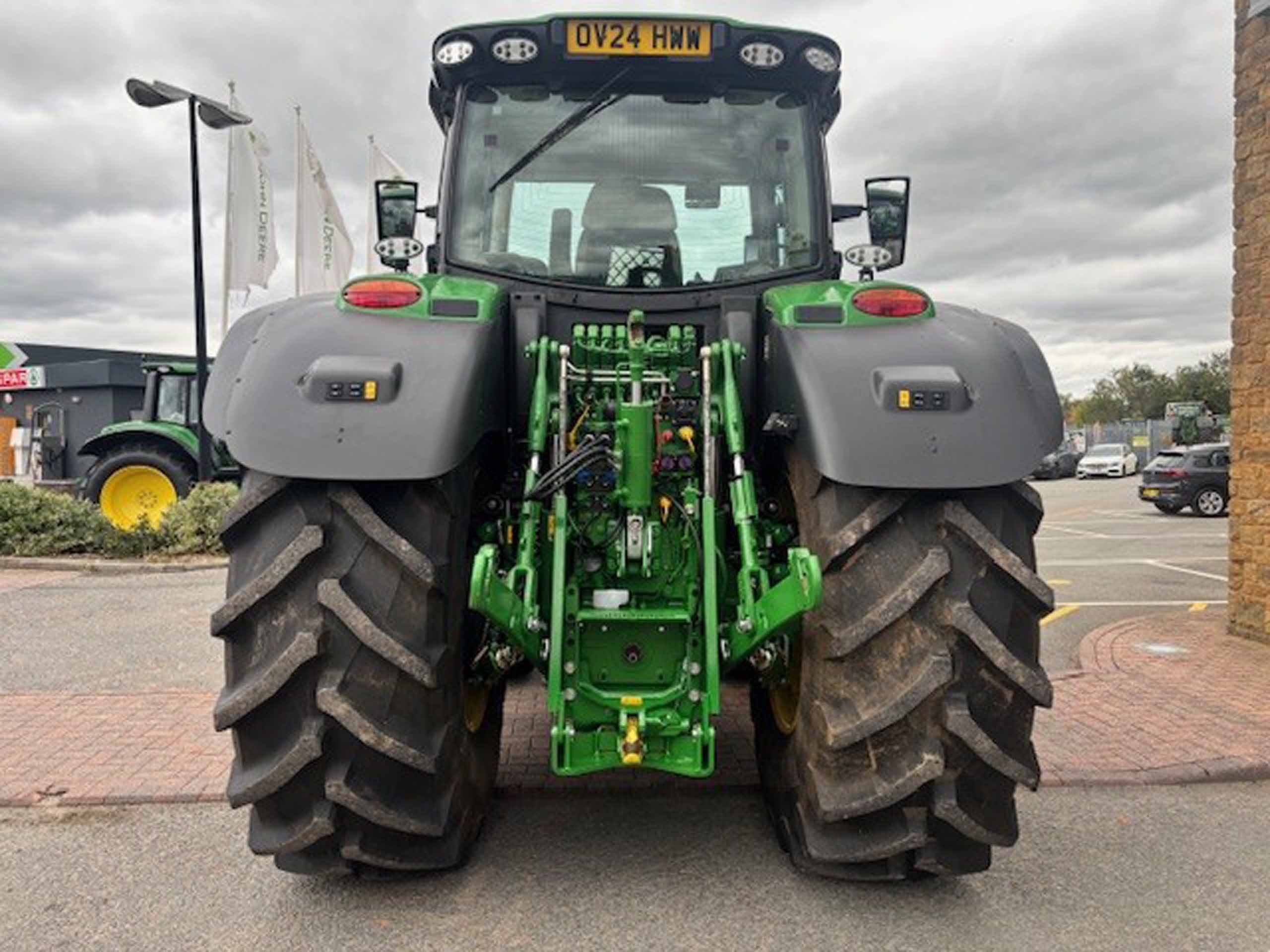 John Deere 6R 215