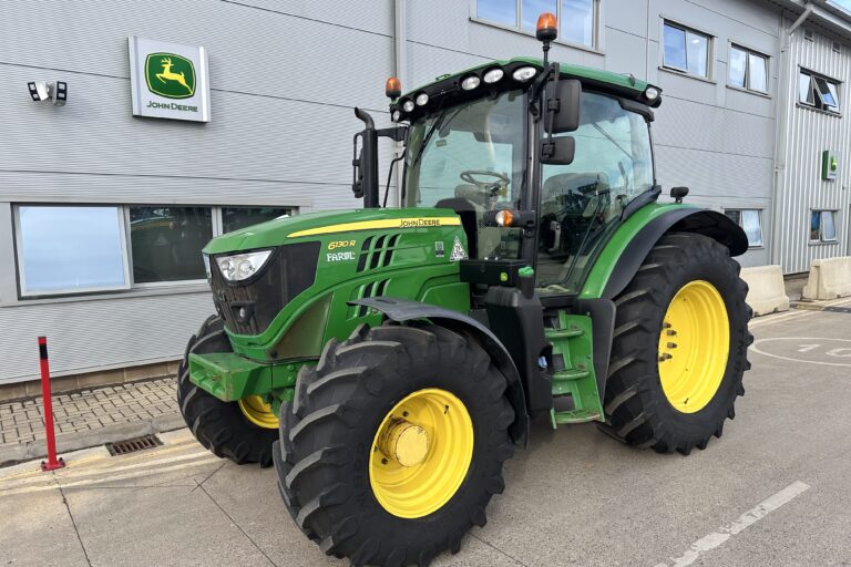 John Deere 6130R