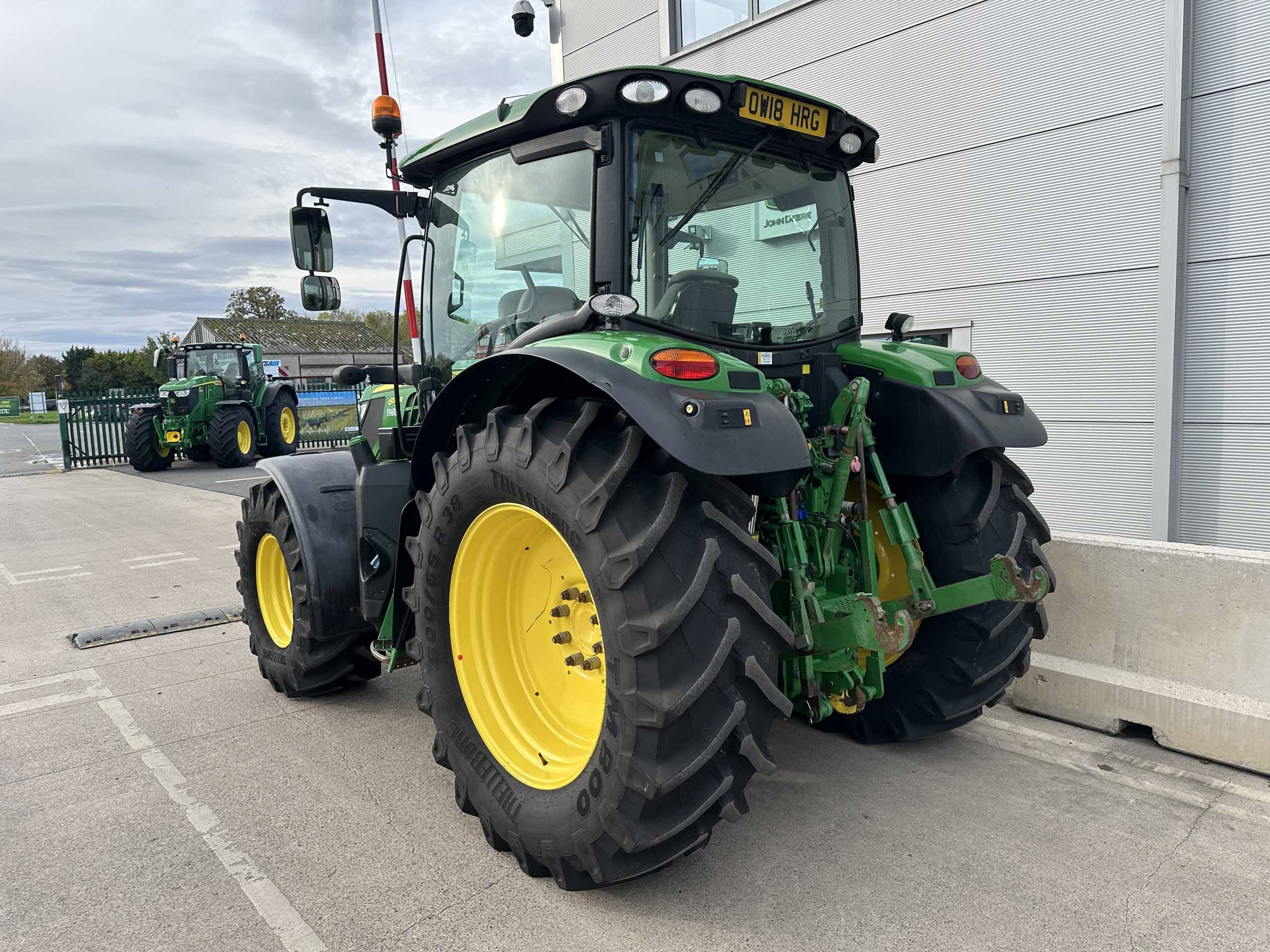John Deere 6130R