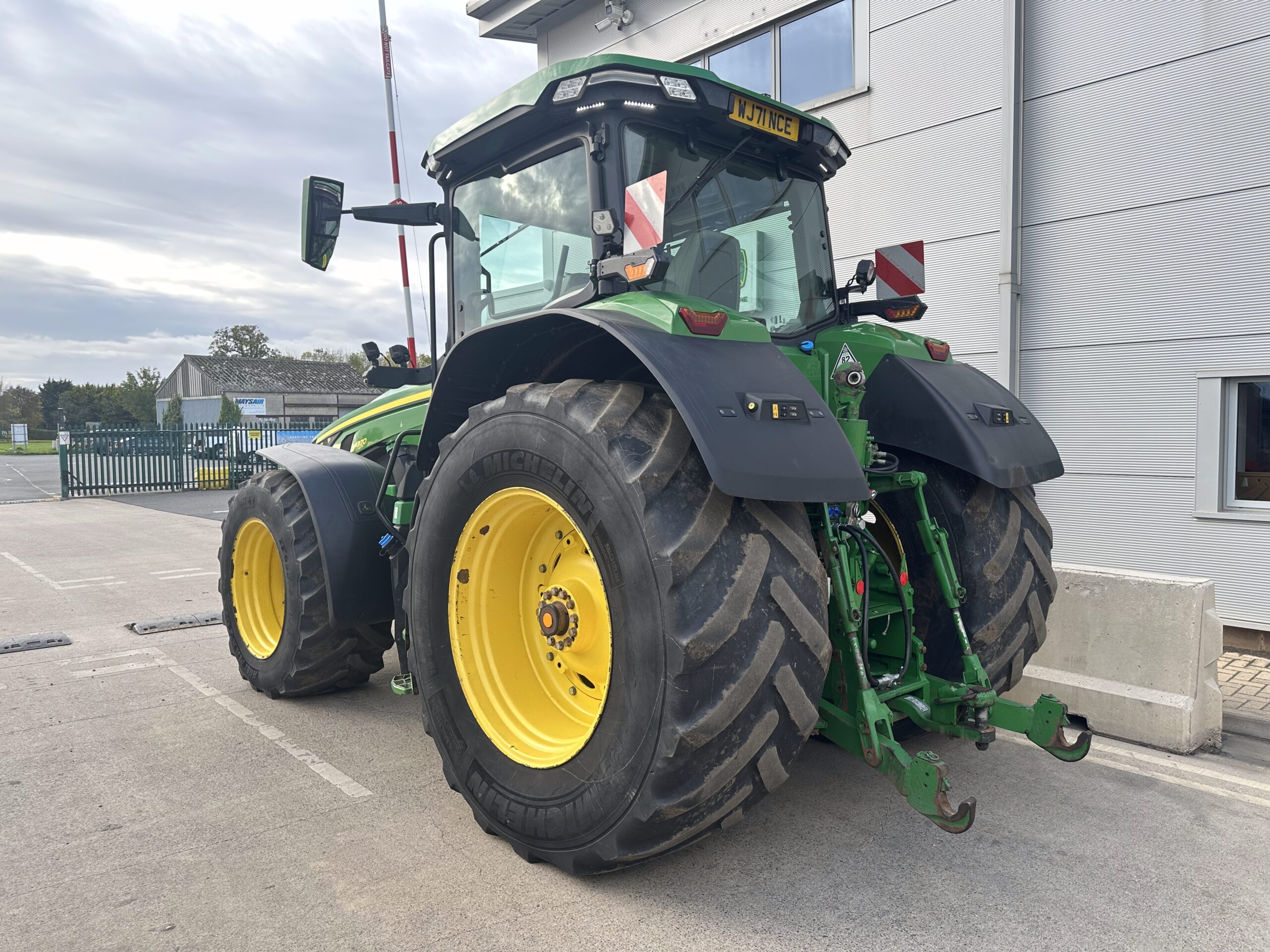 John Deere 8R 370