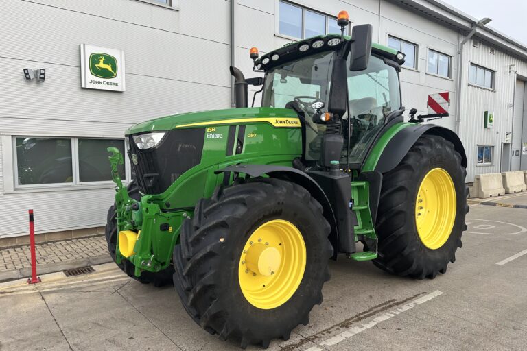 John Deere 6R 250
