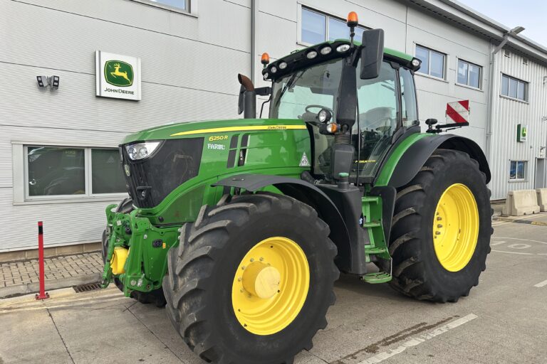 John Deere 6250R