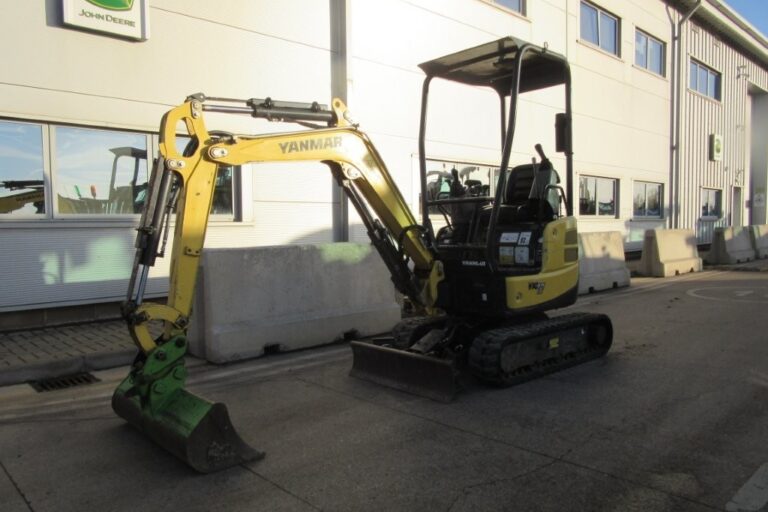 YANMAR VIO17