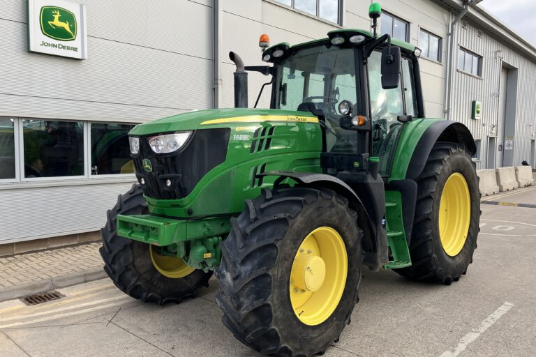 John Deere 6155M