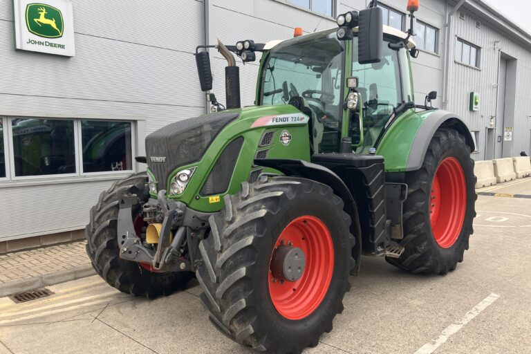 Fendt 724 Profi Plus