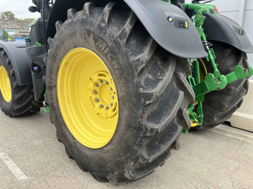 John Deere 6R 250 - Image 15
