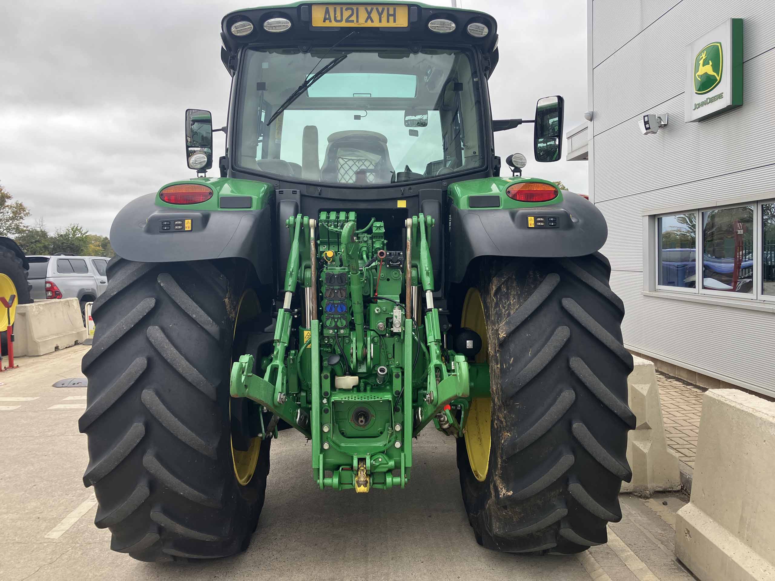John Deere 6155R