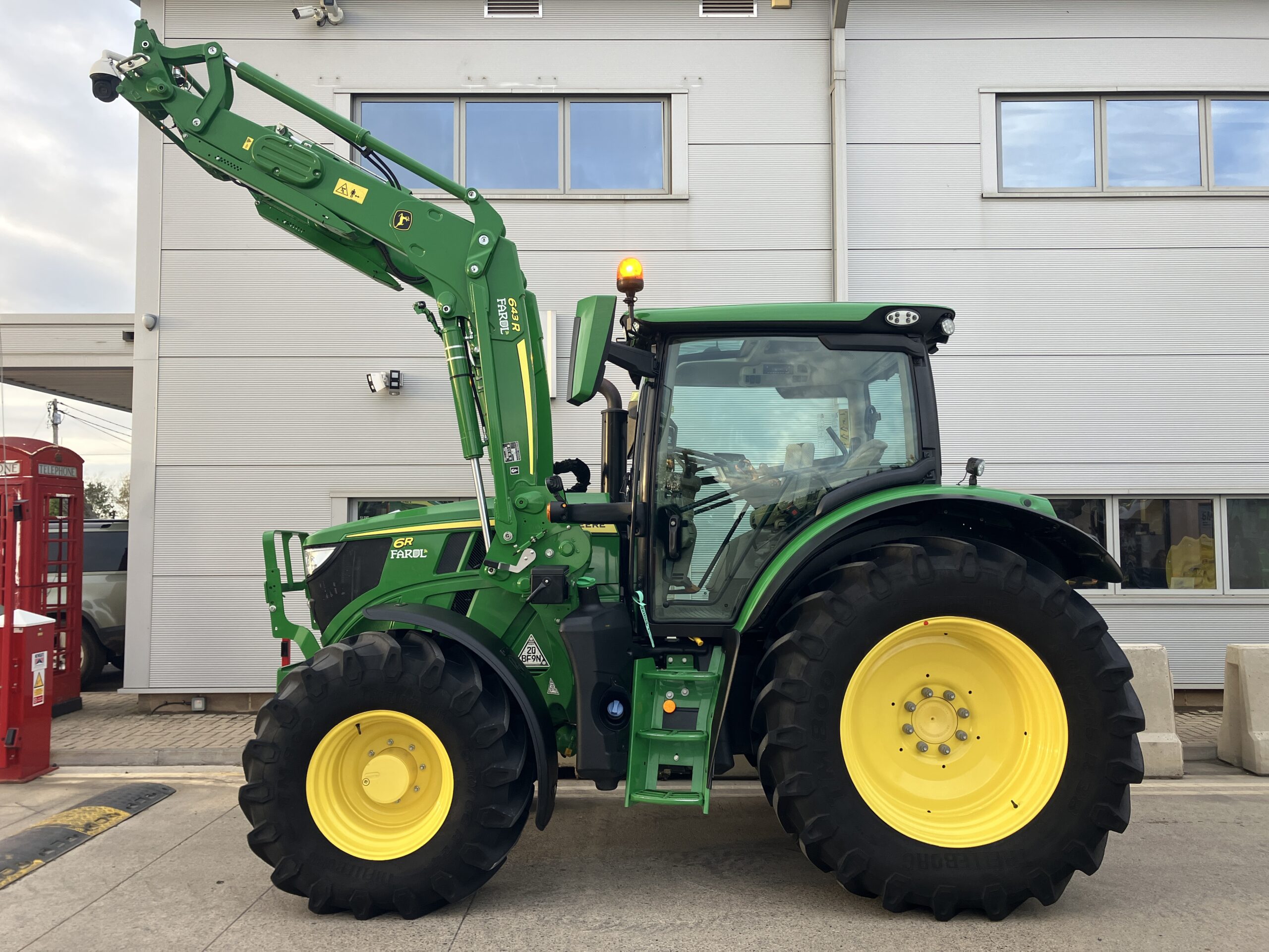 John Deere 6R 150